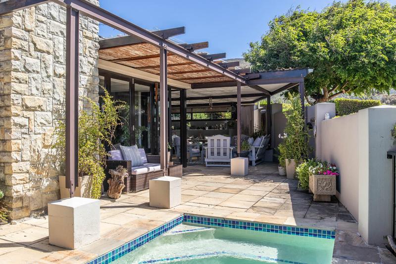 3 Bedroom Property for Sale in Stonehurst Mountain Estate Western Cape